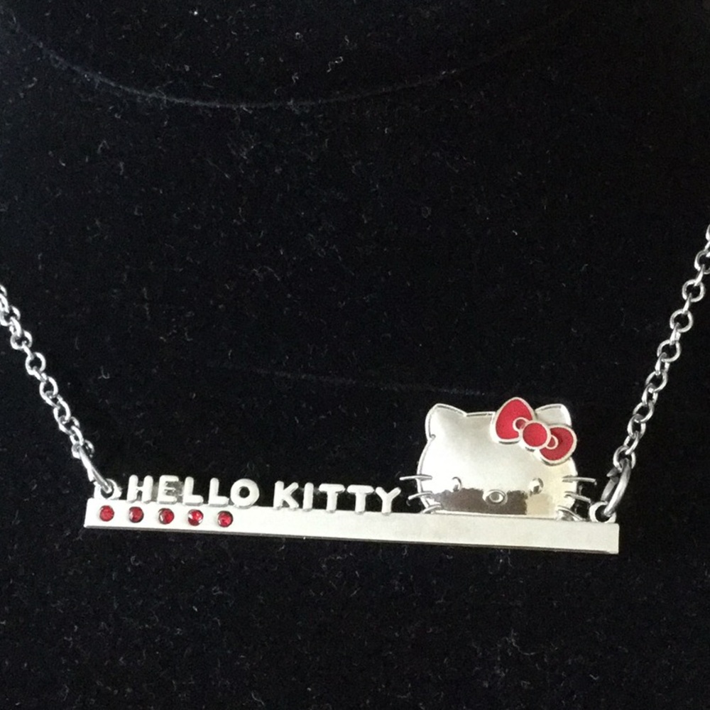 Hello Kitty necklace. - Picture 3 of 3